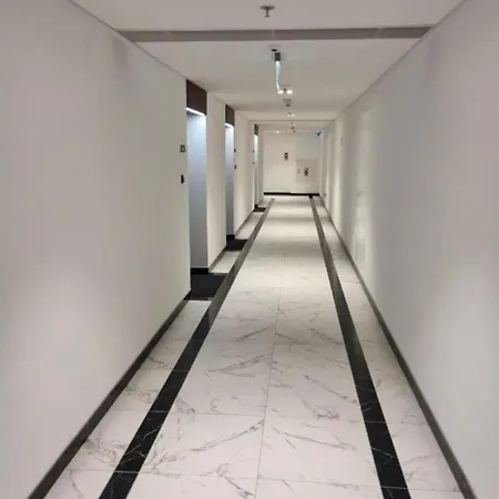 Hanza Tower Gold-24 Exclusive Jacussi & Sauna & Pool