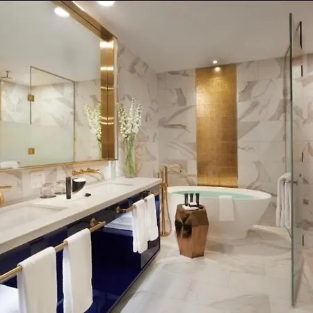 Hanza Tower Gold-24 Exclusive Jacussi & Sauna & Pool Apartment *
