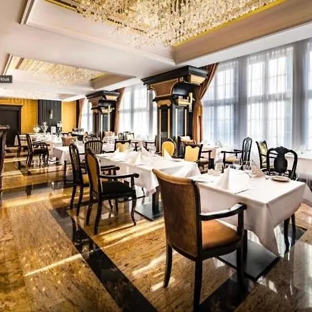 Apartment Hanza Tower Gold-24 Exclusive Jacussi & Sauna & Pool